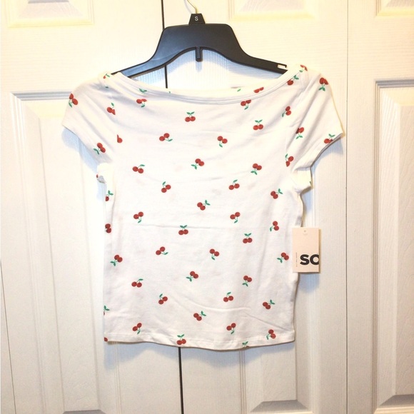 SO Juniors Cherry Print Boat Neck Baby Tee - Picture 6 of 9